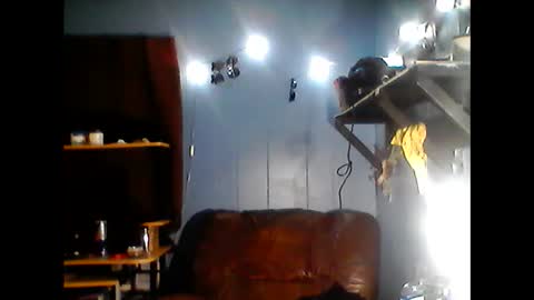Snapshot of savage352ratchet chatting on January 13, 10:13 pm Bugglove online show from January 13, 10:13 pm