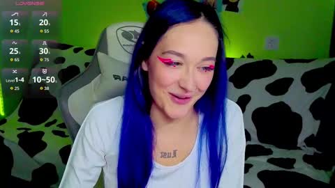 Snapshot of savage_lust_ chatting on September 19, 4:27 am Ariel online show from September 19, 4:27 am