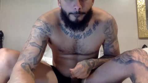 savagebullxxx online show from February 6, 3:32 am