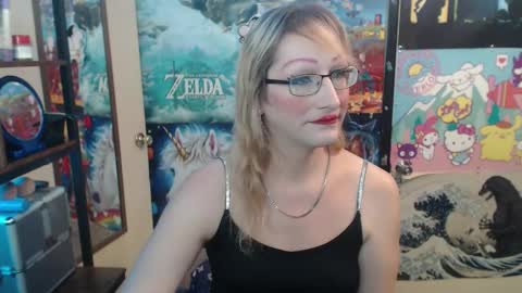 Savanah online show from November 8, 2:42 pm