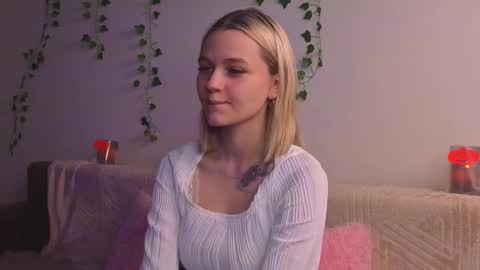 savannahshor online show from November 9, 8:33 pm