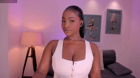 S a v a n n a h  online show from January 9, 8:58 pm