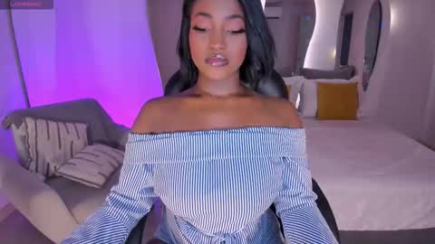 S a v a n n a h  online show from December 14, 12:00 pm