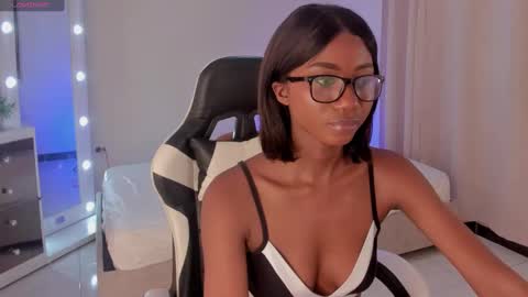 Savannahwildee online show from February 3, 3:27 pm