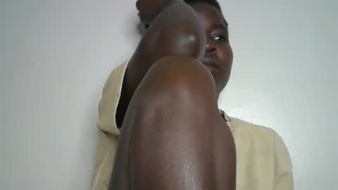Snapshot of savivore chatting on September 11, 6:47 am savivore online show from September 11, 6:47 am