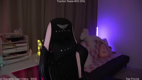 Naomi online show from June 30, 7:12 pm