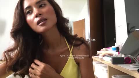 Lydia online show from October 24, 1:17 am