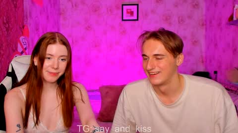 Snapshot of say_and_kiss chatting on December 12, 9:37 pm Say and kiss online show from December 12, 9:37 pm