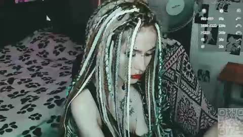 pronoun she. name Mary. age 21. online show from June 9, 2:28 pm