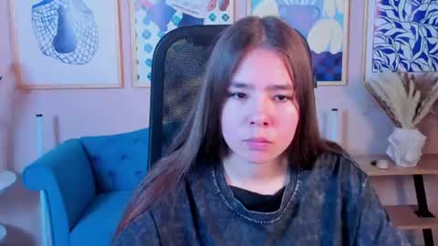 Saya online show from June 17, 8:19 am