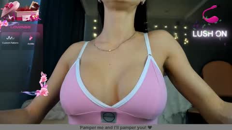 Snapshot of sayame88 chatting on February 27, 5:18 am Im Sayame Welcome to my room and lets have a good time together with me I love tokens and fucking online show from February 27, 5:18 am