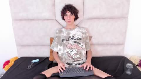 scaarlett_22 online show from October 18, 9:08 pm