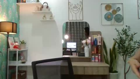 Snapshot of scar58 chatting on January 11, 12:07 pm scarlett. online show from January 11, 12:07 pm