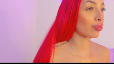 Snapshot of scarleett_jones chatting on March 10, 12:50 am scarleett jones online show from March 10, 12:50 am