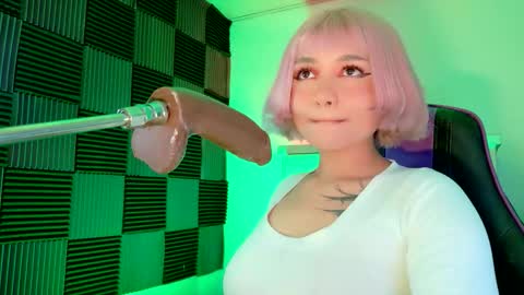 scarlet_gold online show from October 15, 2:59 am