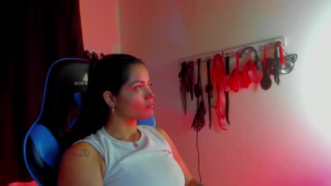 scarlet taylor kennedy online show from October 18, 12:48 am