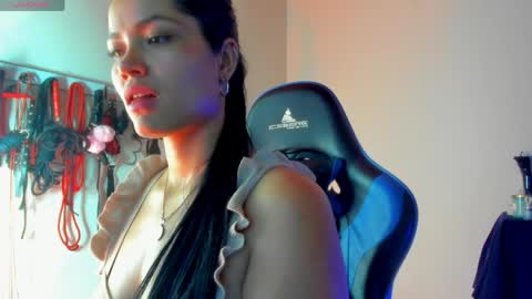 scarlet taylor kennedy online show from April 8, 8:23 pm