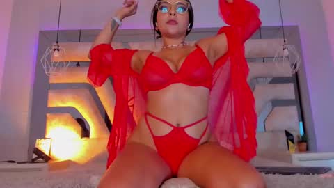 Snapshot of scarlet_monroee chatting on March 4, 1:55 am Scarleth online show from March 4, 1:55 am