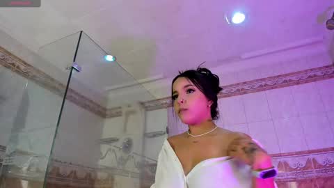 Snapshot of scarlet_monroee chatting on March 7, 7:49 pm Scarleth online show from March 7, 7:49 pm
