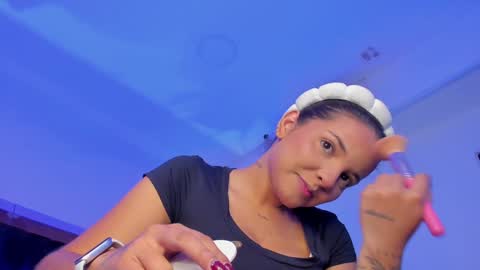 Snapshot of scarlet_monroee chatting on January 15, 6:40 pm Scarleth online show from January 15, 6:40 pm