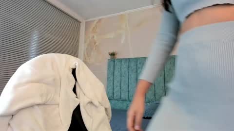 Scarlet  online show from March 3, 11:44 am