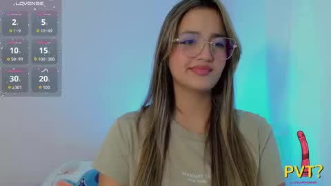 Scarlet  online show from September 13, 8:33 pm