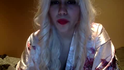 scarlet whisper online show from December 21, 4:52 am