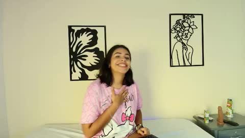 Scarlet online show from October 22, 2:52 pm