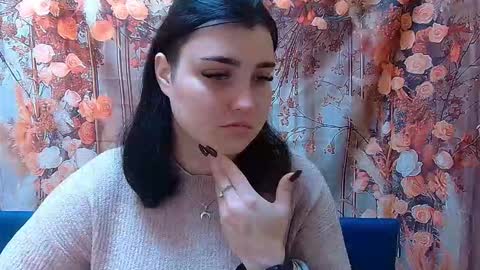 ScarletCargo online show from November 4, 6:15 am