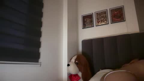ur sweetest scarlet online show from May 24, 10:22 am
