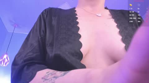 Scarlet  online show from October 20, 4:28 am