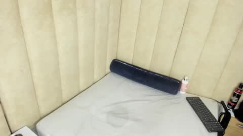 scarleth_jhons69 online show from September 17, 4:32 pm