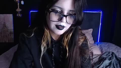 SCARLETH online show from March 3, 5:42 am