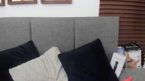 scarleth online show from February 18, 5:20 am