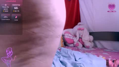 scarlethh hott online show from October 18, 12:09 pm