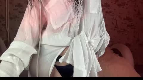 scarletpetal online show from September 24, 10:55 am