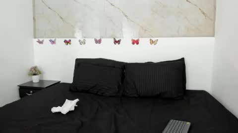 Scarlet online show from May 31, 11:17 pm