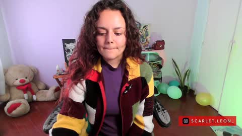 Snapshot of scarlett77_ chatting on December 3, 5:28 pm Scarletland welcome online show from December 3, 5:28 pm