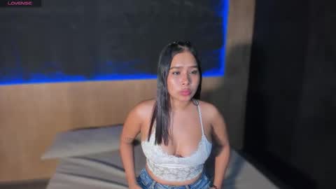 Snapshot of scarlett_corttez chatting on September 15, 10:28 am Scarlett Cortez online show from September 15, 10:28 am