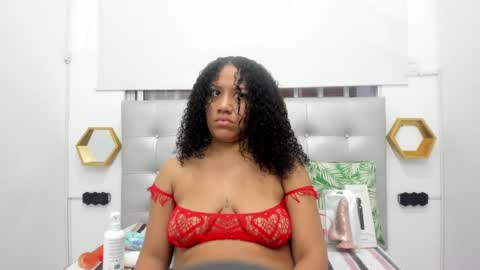 Snapshot of scarlett_fox20 chatting on February 28, 11:25 am scarlett_fox20 online show from February 28, 11:25 am