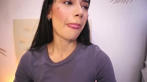 Lauren Scarlett online show from November 10, 7:49 pm