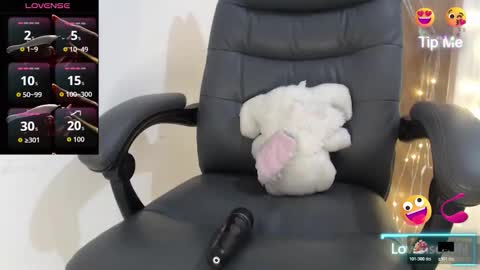 Scarlett online show from November 5, 3:25 pm