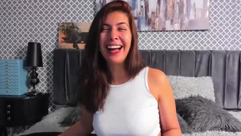 Snapshot of scarlett_moore_ chatting on March 3, 1:01 pm Scarlett online show from March 3, 1:01 pm