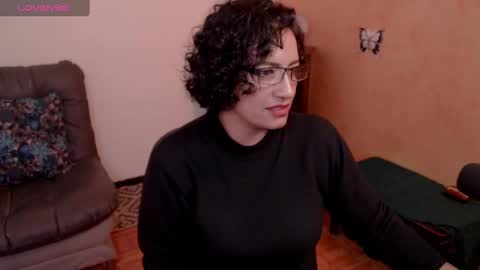 Snapshot of scarlett_sax chatting on February 7, 2:19 am Scarlett sax online show from February 7, 2:19 am
