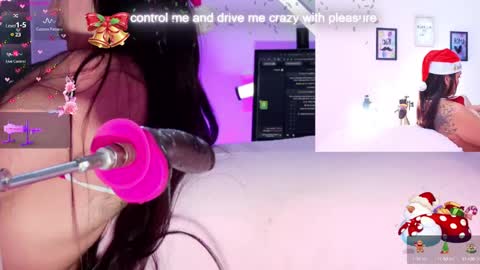 Snapshot of scarlett_smile_89 chatting on December 22, 8:47 pm lorena online show from December 22, 8:47 pm