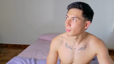 Scarlett and Lucas online show from July 8, 10:24 pm