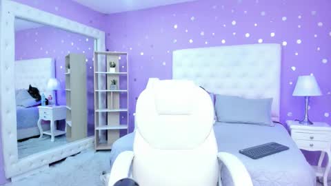 Scarlette  online show from November 27, 3:25 am