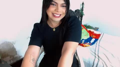 Snapshot of scarlette_mason_1 chatting on January 2, 10:33 pm KARLA online show from January 2, 10:33 pm