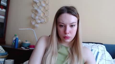 Snapshot of scarlettford chatting on February 21, 10:28 am Scarlett online show from February 21, 10:28 am