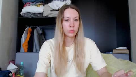 Snapshot of scarlettford chatting on September 17, 10:52 am Scarlett online show from September 17, 10:52 am